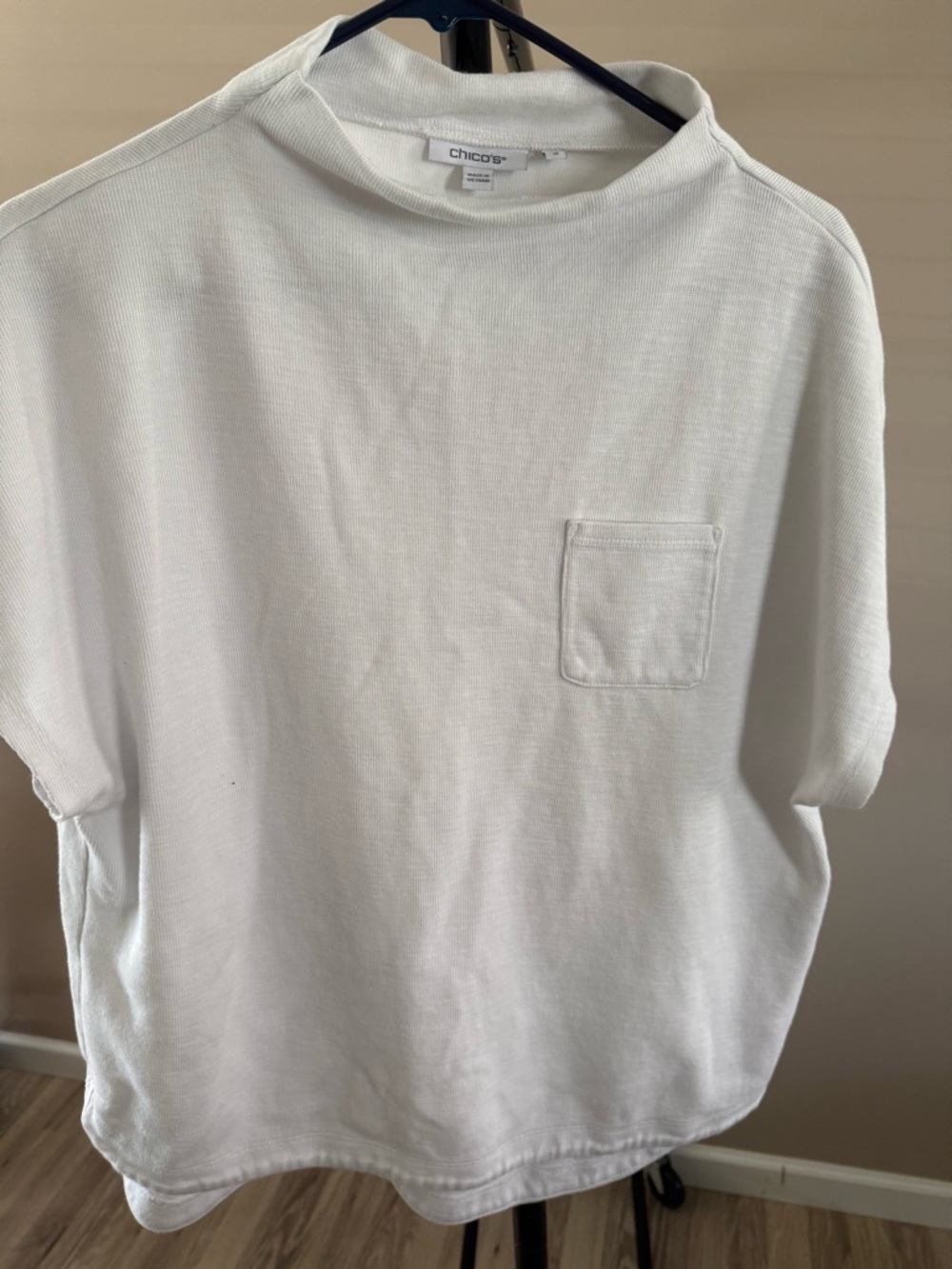 Chico's White Short-Sleeve Pocket Tee